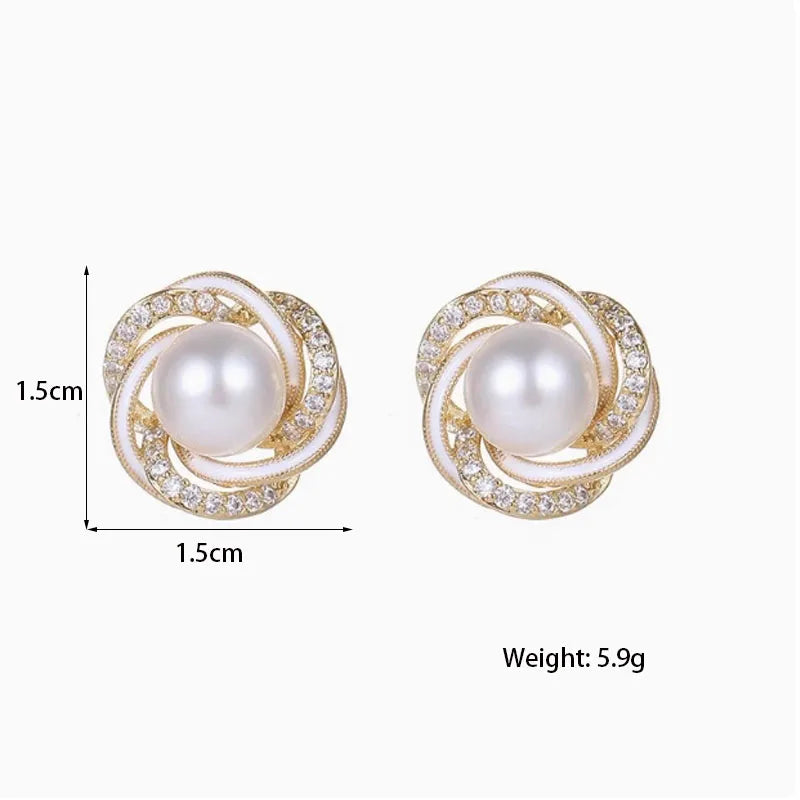 Lumelle Pearl Bloom Earrings