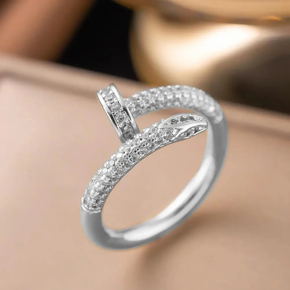 Lumelle Elegance Twist Ring