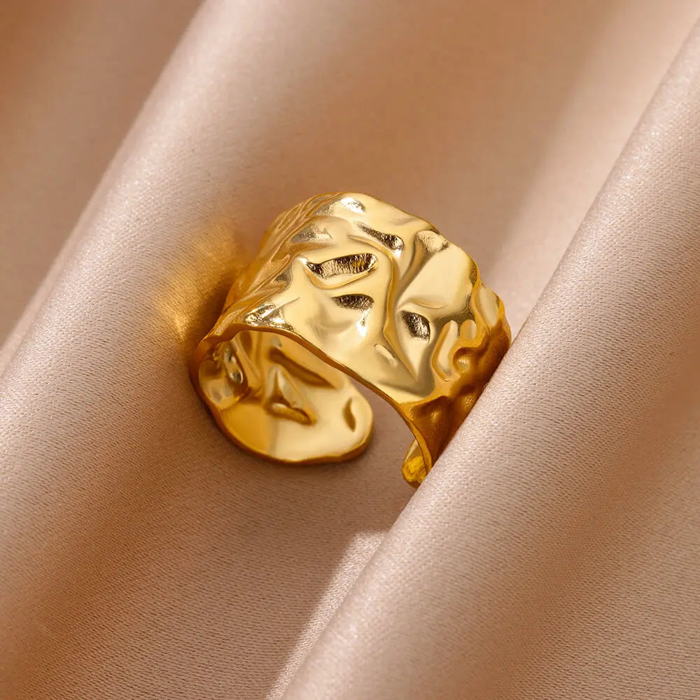Lumelle Adjustable Gold Rings Collection